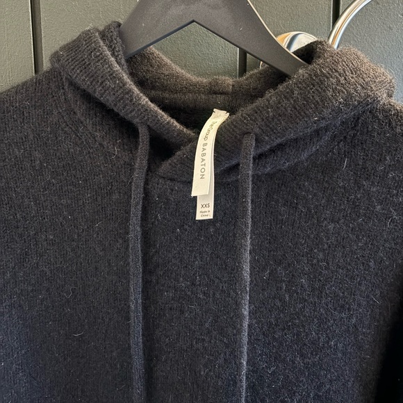 Aritzia Babaton Luxe Cashmere hoodie sweater - Picture 2 of 6